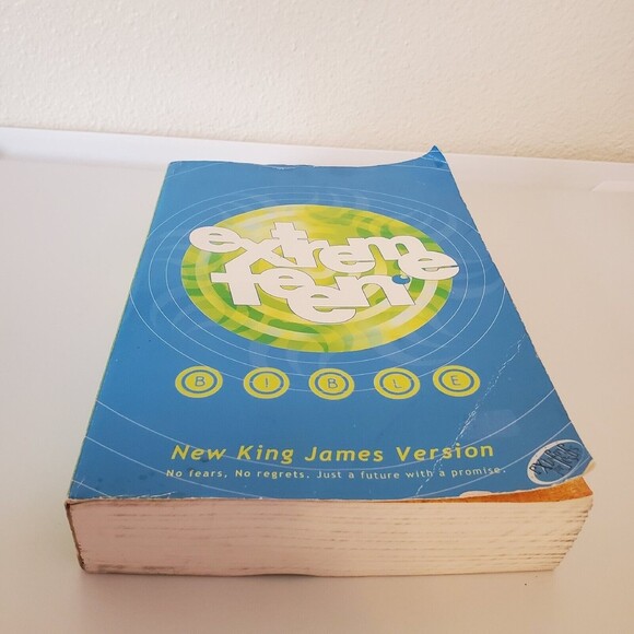 Extreme Teen Bible-NKJV: No Fears, No Regrets, Just a Future with a Promise - Picture 1 of 16